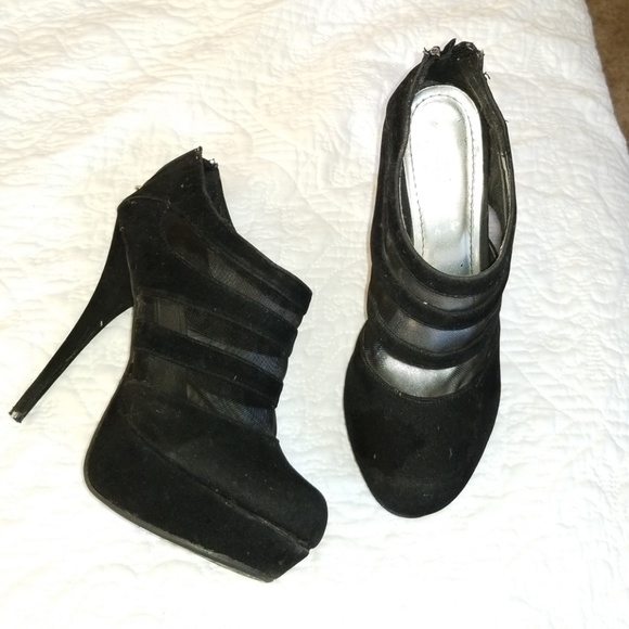 BAMBOO Shoes - Black stiletto mesh striped heels